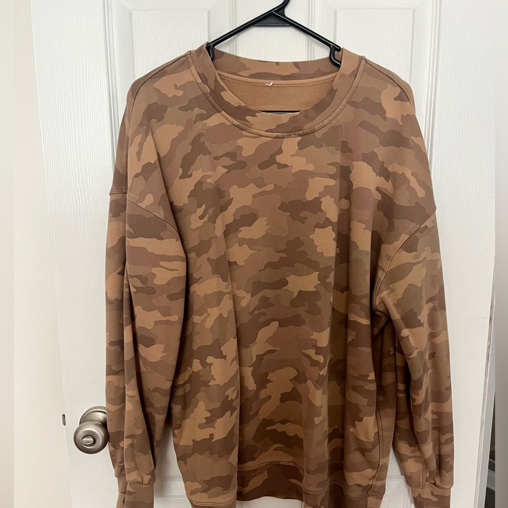 Size 10 LULULEMON camouflage brown sweatshirt